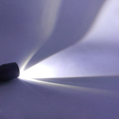 Linterna LED Recargable USB con Zoom y Función COB para Camping - Image 12