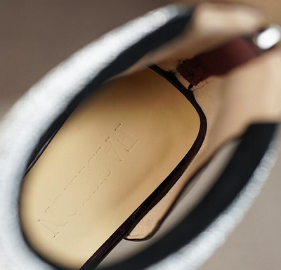 Sandalias de Confort con Punta Reforzada en Cuero Brillante - Image 11