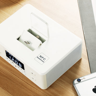 Reloj Despertador Radio Bluetooth con Cargador Inalámbrico y Dock para Móvil - Image 9