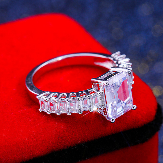 Anillo de Circón Cuadrado - Image 4
