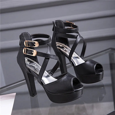 Sandalias Romanas de Tacón Grueso con Hebilla Elegante para Mujer - Image 9