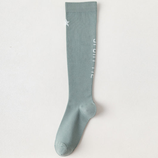 Calcetines de Compresión Deportiva para Mujer - Rendimiento Profesional - Image 8