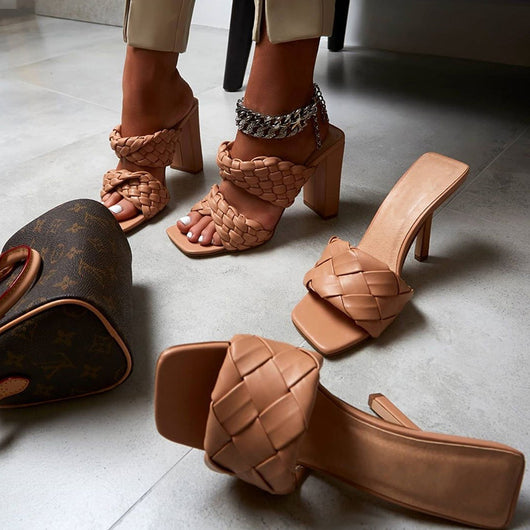 Colección Especial de Sandalias y Pantuflas Versátiles - Image 4