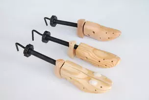 Organizador de Zapatos Expandible en Madera de Pino Macizo - Image 5
