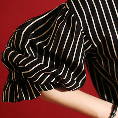 Blusa Holgada a Rayas Blanco y Negro - Image 4