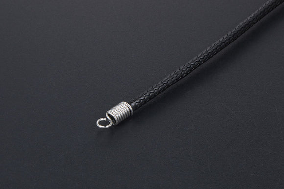 Collar Tejido de Lino Negro con Cuerda de Cera