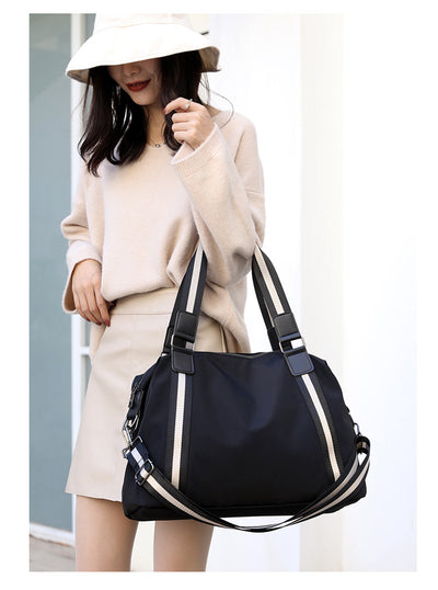 Bolsa de Viaje Plegable para Mujer - Diseño a Rayas Coreano - Image 6