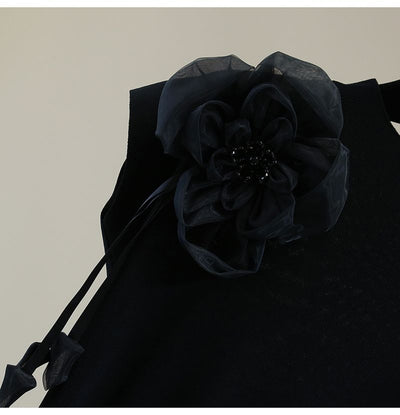 Blusa sin Mangas con Flores Bordadas en Cuentas - Image 7