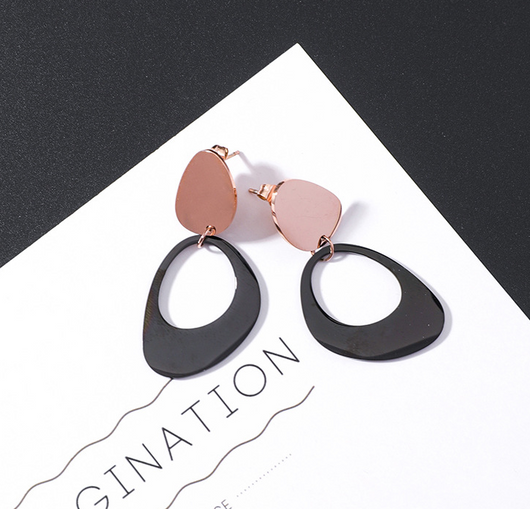 Aretes de Acero Titanio Geométricos con Borlas - Diseño Moderno y Versátil - Image 7
