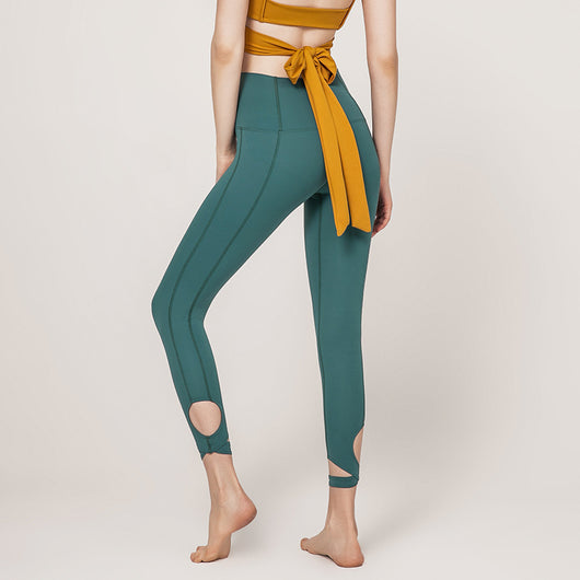 Traje de Yoga Ajustado con Espalda Descubierta - Secado Rápido - Image 4