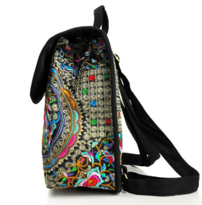 Bolso Bordado para Dama con Hombros Decorados - Image 3