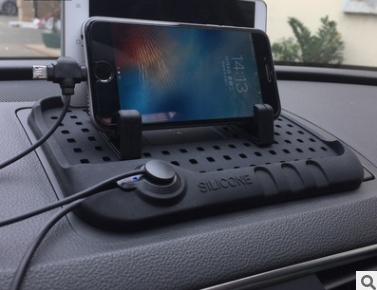 Suporte Magnético Multifuncional para Carro com Carregador USB e Tapete de Silicone