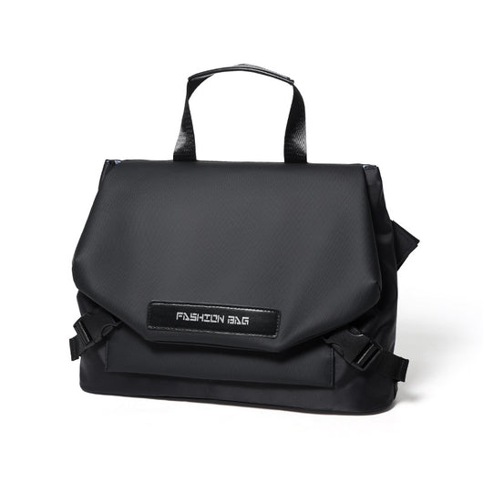 Bolsa Crossbody Impermeable para Ciclismo y Viajes - Compacta y Resistente - Image 6