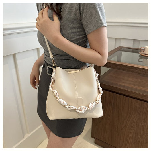 Bolso Mensajero de Cadena para Mujer - Image 25