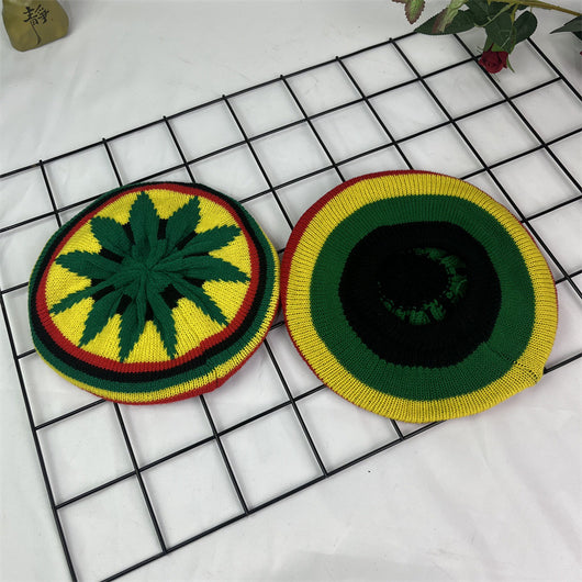 Boina de Lana Tejida a Mano - Diseño Bloques de Color Jamaica - Image 3