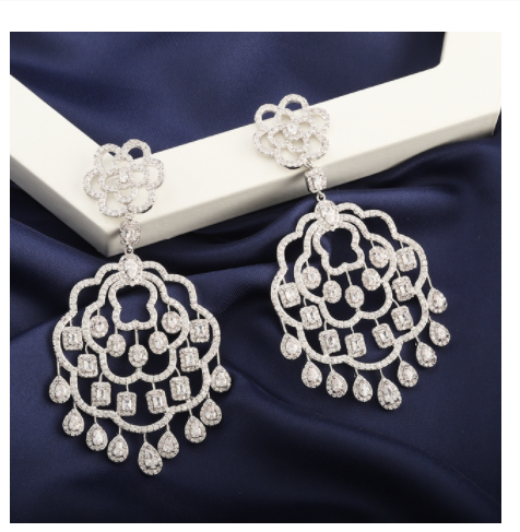 Aretes de Cobre Hueco Lujo con Circonitas Incrustadas - Diseño Vintage