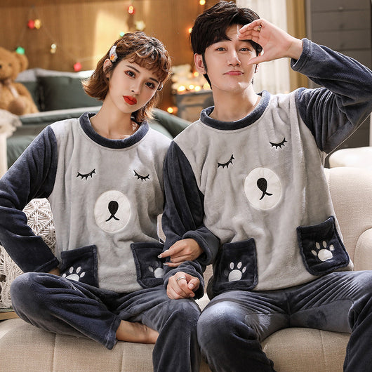Pijama de Pareja en Franela Gruesa y Terciopelo - Conjunto Abrigado para Casa - Image 35