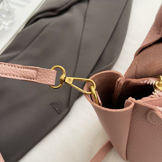 Bolsa Mensajera de Moda Estilo Bucket - Portátil y Versátil - Image 17