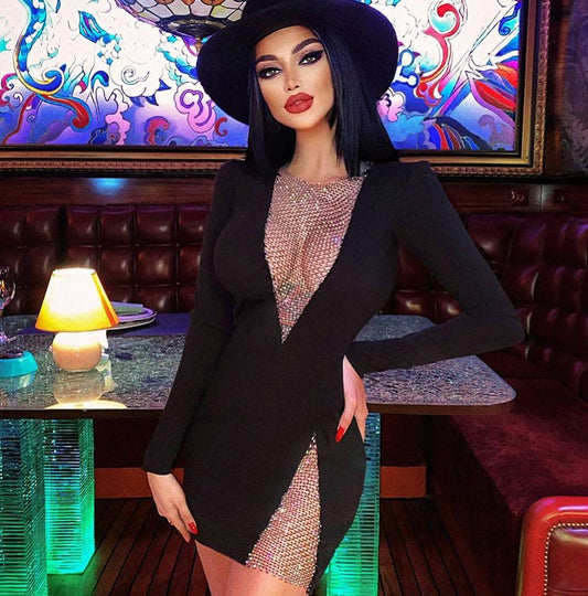 Vestido Largo Elegante de Manga Larga con Diseño de Diamantes en Red