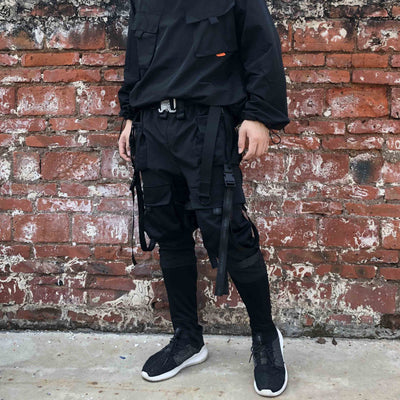 Cinturón Cyberpunk con Función Industrial y Detalles Aerodinámicos - Image 6