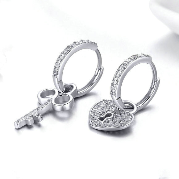 Aretes de Llave y Candado