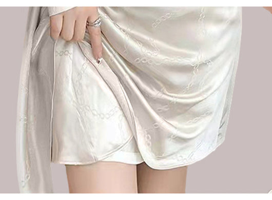 Falda Larga Elegante con Manga Larga Ajustada - Image 10