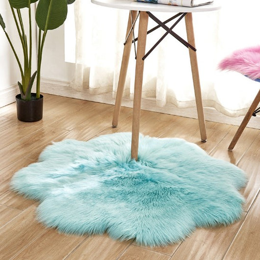 Alfombra de Lana Artificial con Forma Floral – Tapete Suave de Piel Sintética - Image 12