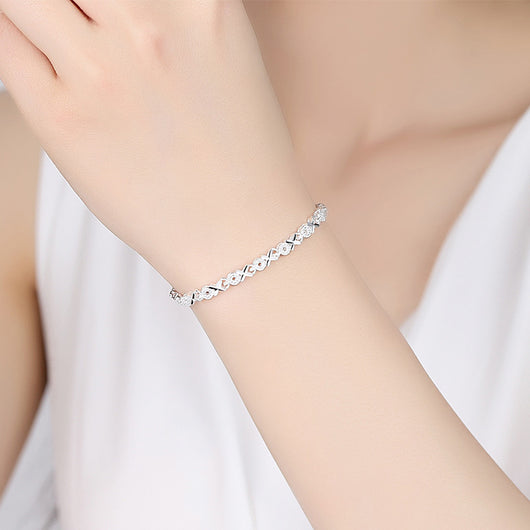 Pulsera de Plata Esterlina con Zirconia Cúbica - Diseño Geométrico para Mujer - Image 4