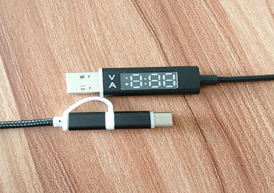 Cable de Carga 2 en 1 Micro USB y Type-C con Pantalla Digital de Voltaje - Image 4