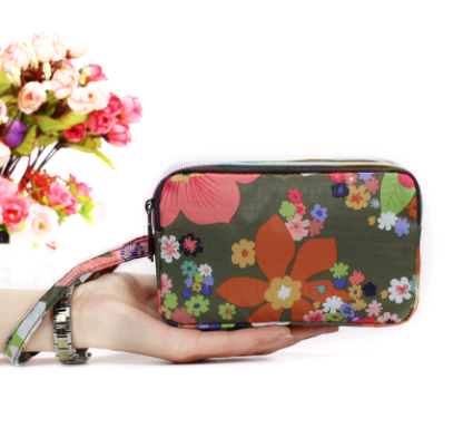 Billetera Táctil para Mujer con Tres Compartimentos y Bolsillo para Celular - Image 14