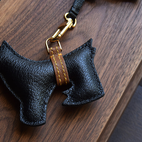 Llavero de Cuero Artesanal para Auto - Diseño Minimalista para Mujer
