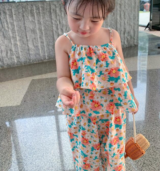 Conjunto Infantil Dos Piezas: Chaleco Floral y Pantalón Repelente de Mosquitos - Image 2