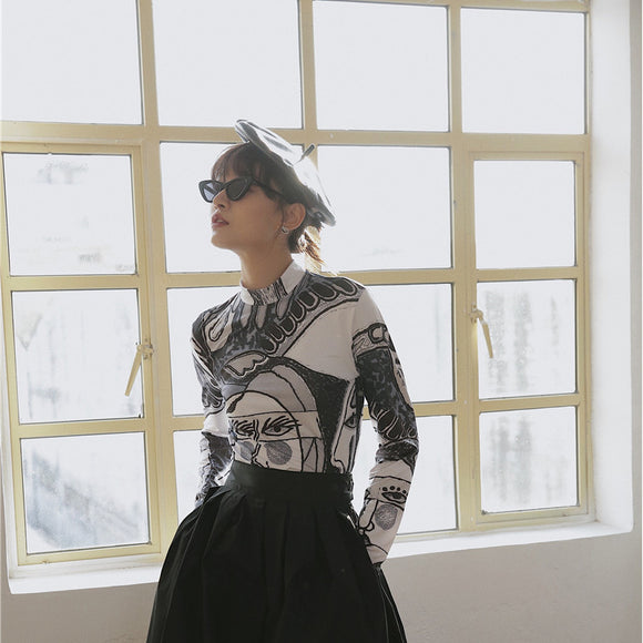Remera con Estampa de Óleo Artístico