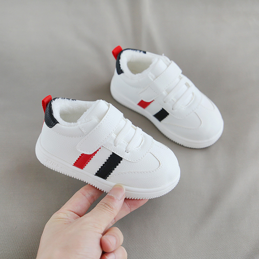Zapatos Blancos para Bebé con Velcro - Comodidad y Estilo - Image 10