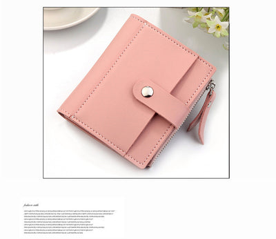 Monedero Compacto de Tres Pliegues con Cierre de Hebilla - Image 14