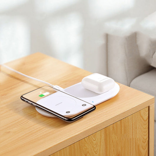 Cargador Inalámbrico 3 en 1: Teléfono, Reloj y Auriculares 15W - Image 4