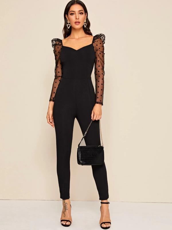 Jumpsuit con Estampado de Lunares y Costuras Decorativas