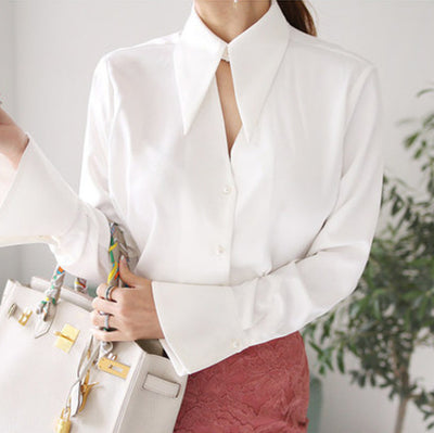Blusa Profesional con Mangas Trompeta Elegante - Image 2