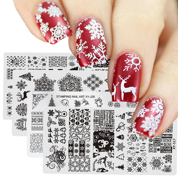 Diseño Floral Navideño para Uñas de Gel y Acrílico