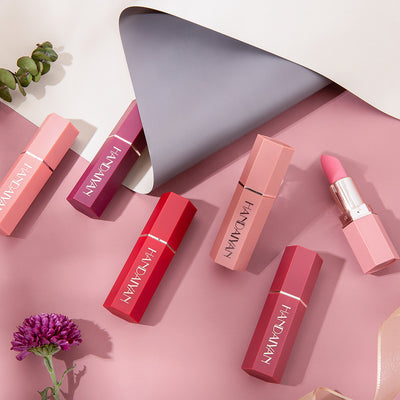 Labial Mate Larga Duración 6 Colores - Fórmula Antiadherente - Image 11