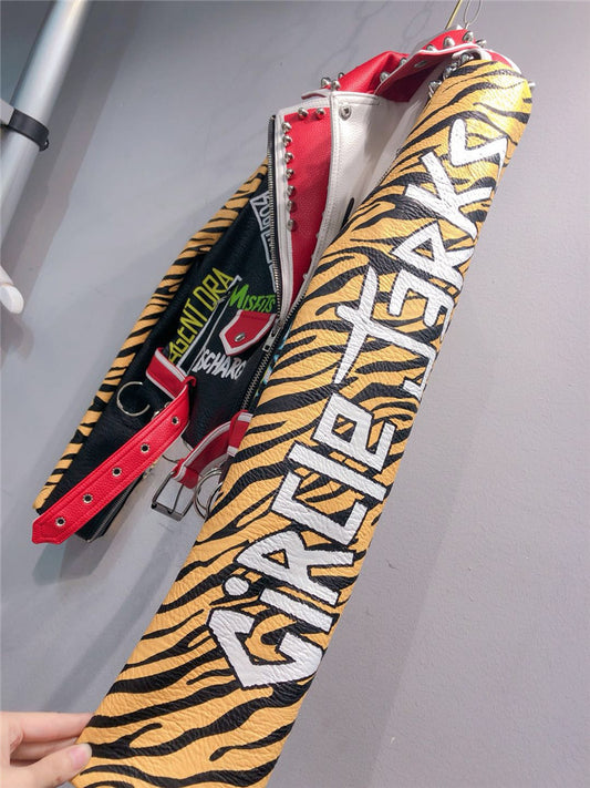 Abrigo de Cuero Manga Larga con Estampado de Tigre - Image 2