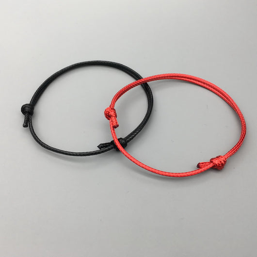 Joyería para Pies Bicolor en Negro y Rojo - Image 5
