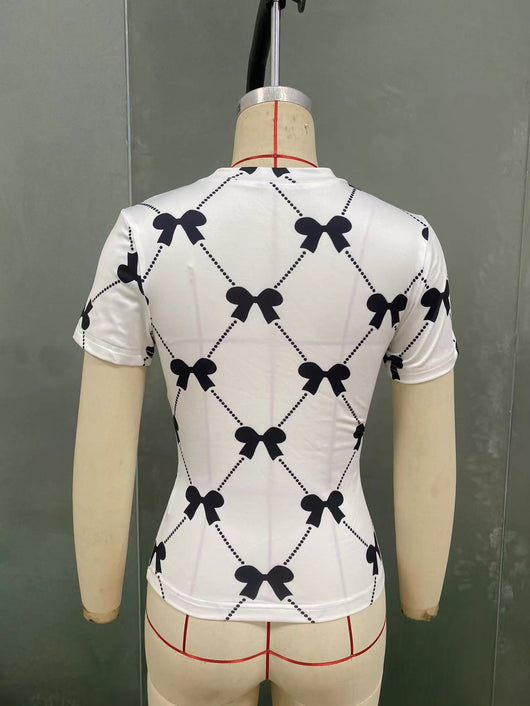 Blusa Elegante Ajustada de Seda de Leche con Elastano - Image 10