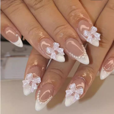 Uñas Acrílicas Cortas con Cristales Brillantes - Acabado Glossy - Image 2