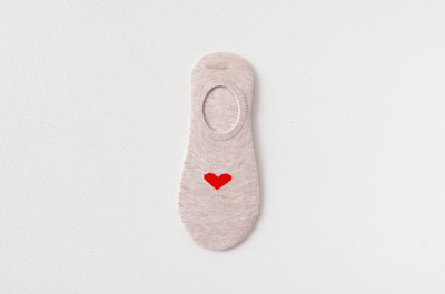 Calcetines Invisibles para Mujer con Diseño de Corazones y Suela Antideslizante de Silicona - Image 5