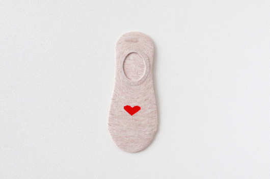 Calcetines Invisibles para Mujer con Diseño de Corazones y Suela Antideslizante de Silicona - Image 5
