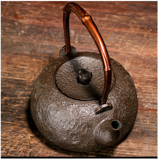 Tetera Tradicional de Hierro Fundido Estilo Japonés - Image 3