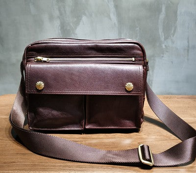 Bolso Bandolera de Cuero Genuino Estilo Urbano Japonés - Image 4