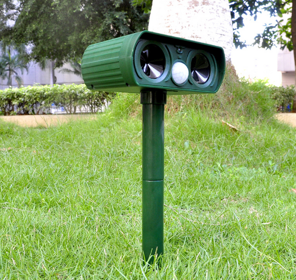 Repelente Ultrasónico Solar para Animales - Image 6