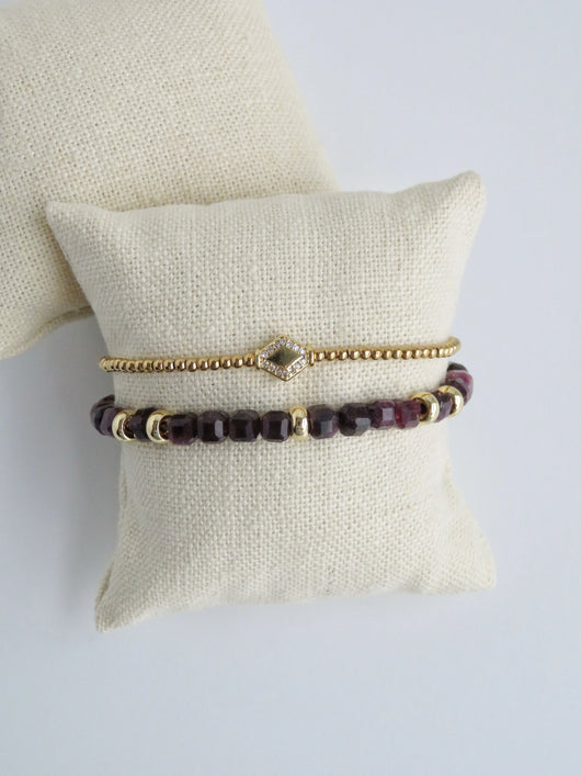 Conjunto de 2 Pulseiras Douradas de Contas e Cristais - Não Oxidável e Impermeável